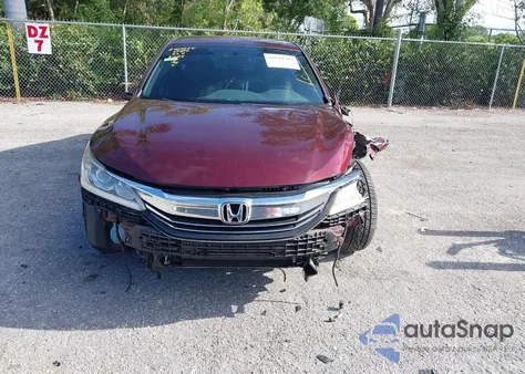 2016 Honda Accord Sport z USA, uszkodzony, nr VIN 1HGCR2F5XGA122937